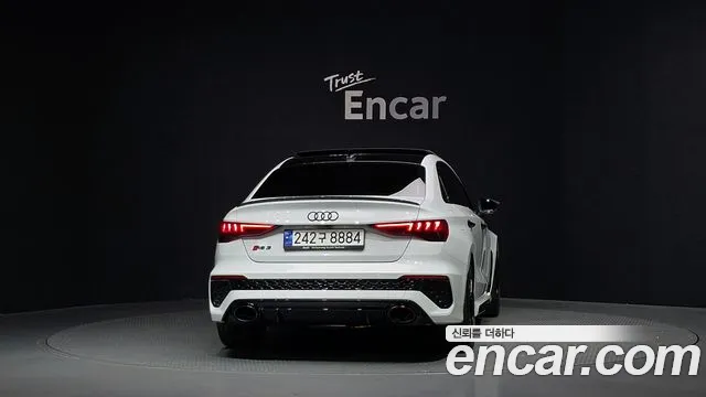 Audi RS3 2023 thumb 4