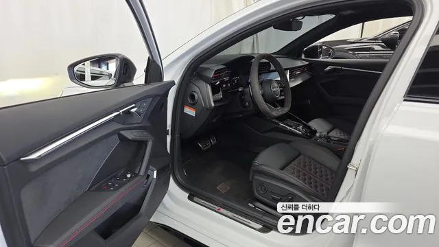 Audi RS3 2023 thumb 10