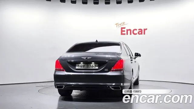 Genesis G90 2016 thumb 4