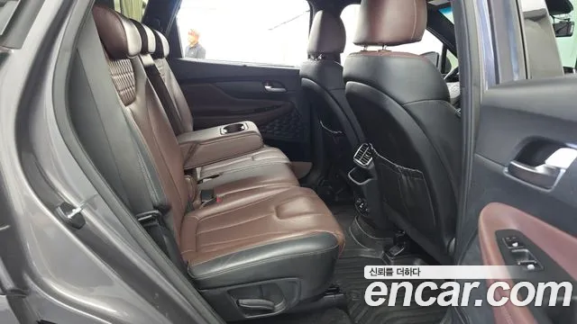 Hyundai Santa Fe 2018 thumb 12