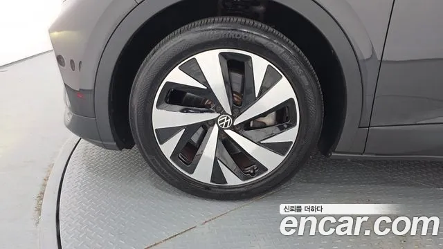 Volkswagen ID.4 2022 thumb 5