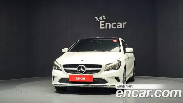 Mercedes-Benz CLA 2018 thumb 3