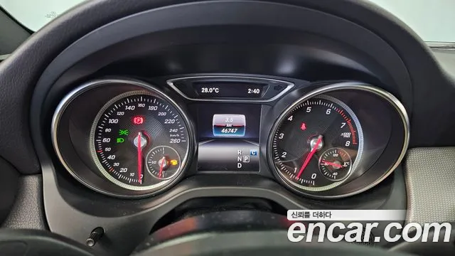 Mercedes-Benz CLA 2018 thumb 8