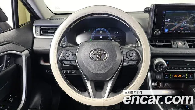 Toyota RAV4 2024 thumb 12