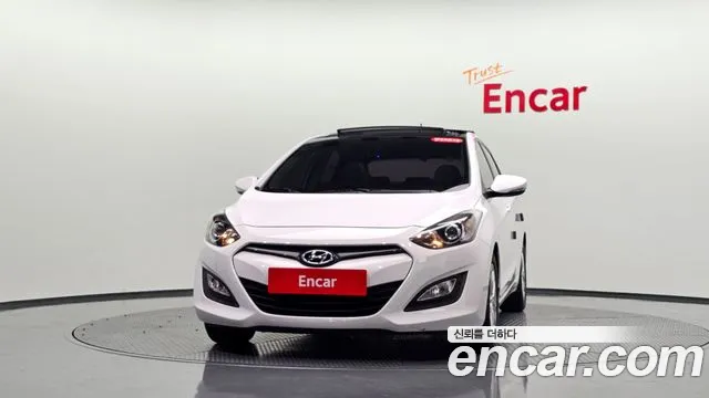 Hyundai i30 2014 thumb 2