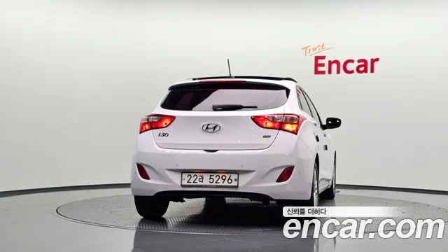 Hyundai i30 2014 thumb 3