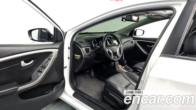 Hyundai i30 2014 thumb 9