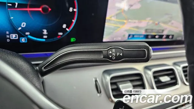 Mercedes-Benz GLE 2019 thumb 9
