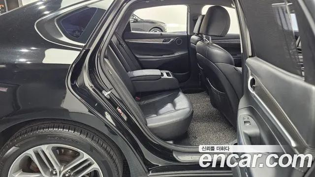 Hyundai Grandeur 2017 thumb 11
