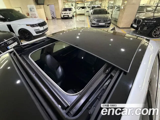 Hyundai Grandeur 2017 thumb 6