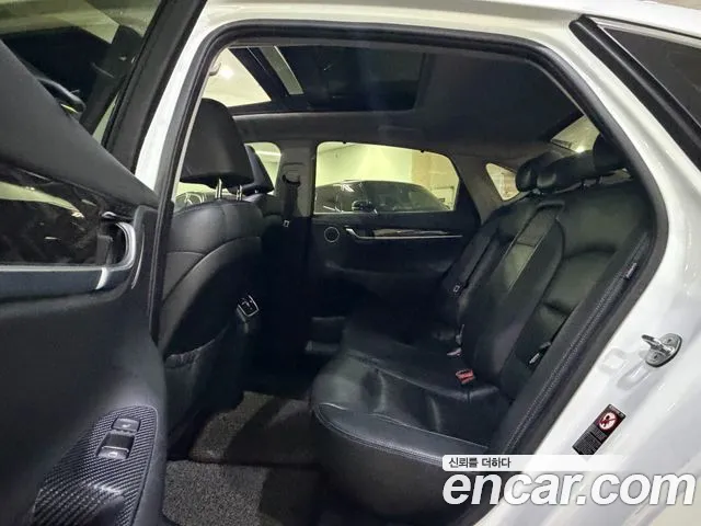 Hyundai Grandeur 2017 thumb 8