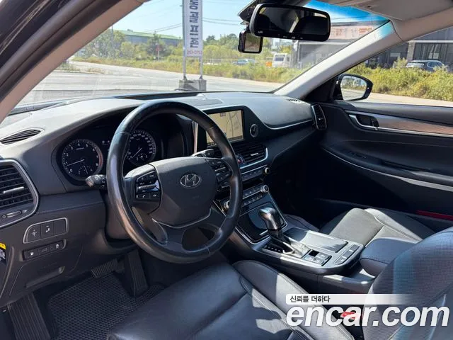 Hyundai Grandeur 2016 thumb 9