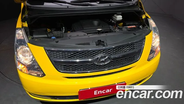Hyundai Starex 2015 thumb 6
