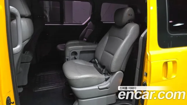 Hyundai Starex 2015 thumb 12