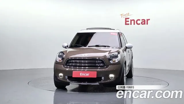 MINI Countryman 2014 thumb 2