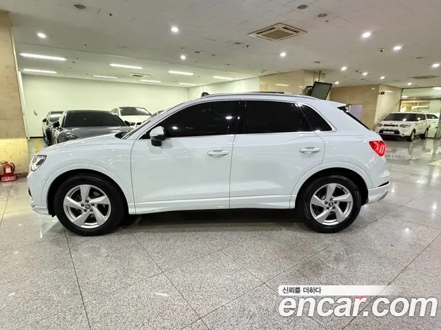 Audi Q3 2020 thumb 3