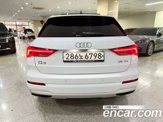 Audi Q3 2020 thumb 4