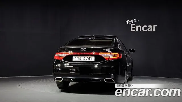 Hyundai Grandeur 2015 thumb 4