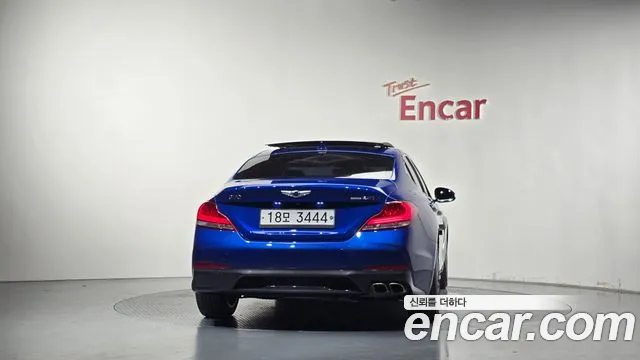 Genesis G70 2018 thumb 4