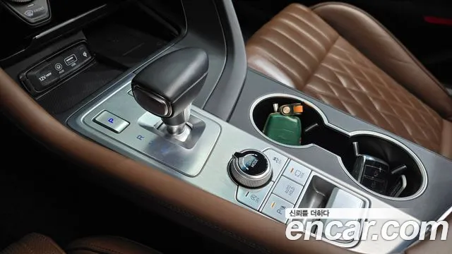 Genesis G70 2018 thumb 9