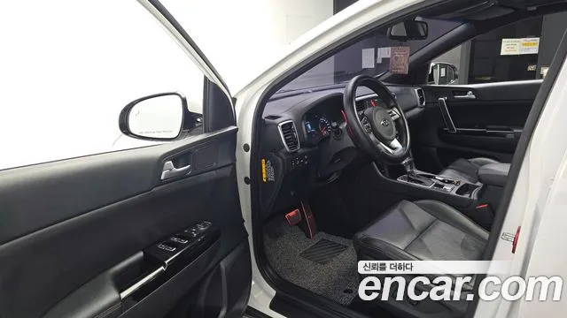 Kia Sportage 2018 thumb 10