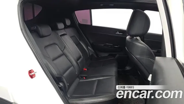 Kia Sportage 2018 thumb 11