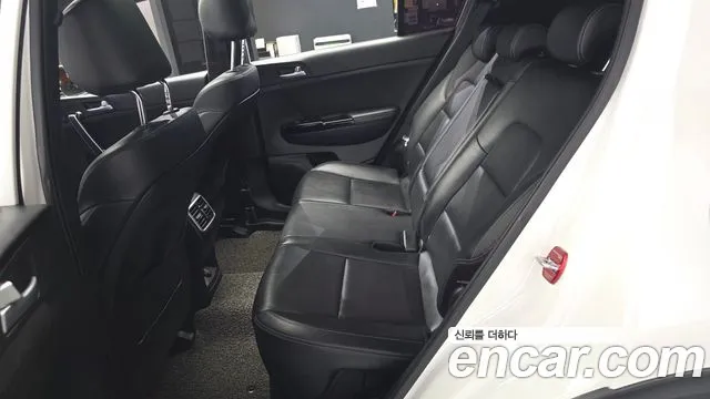 Kia Sportage 2018 thumb 12