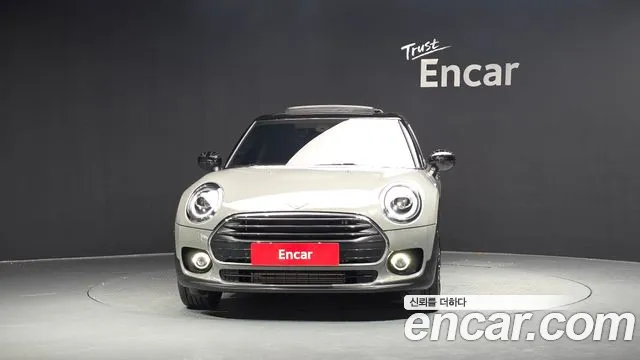 MINI Clubman 2020 thumb 2