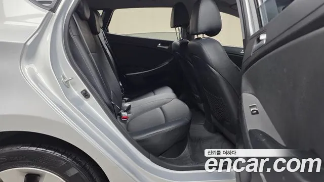 Hyundai Accent 2014 thumb 10
