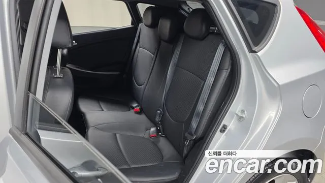 Hyundai Accent 2014 thumb 11