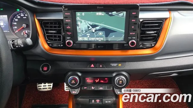 Kia Stonic 2019 thumb 12