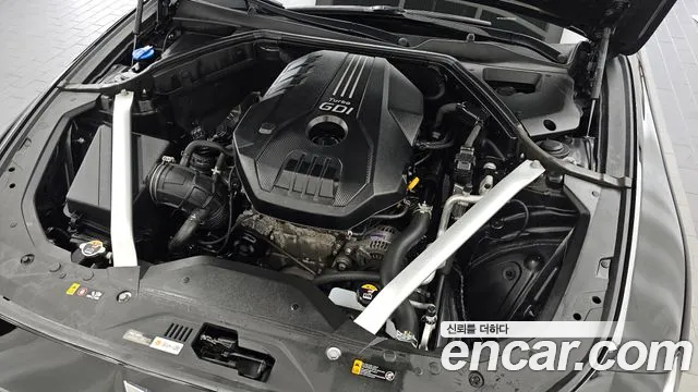 Genesis G70 2022 thumb 6