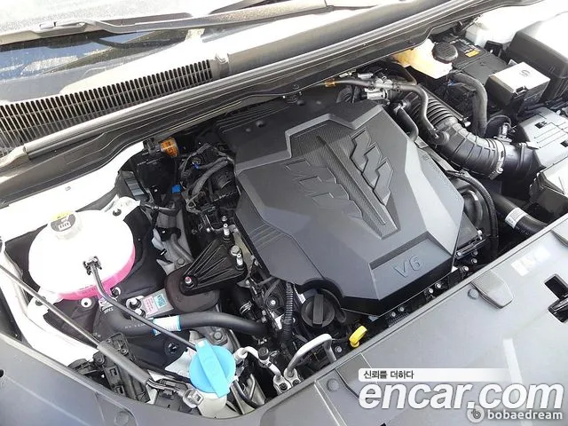 Kia Carnival 2021 thumb 4