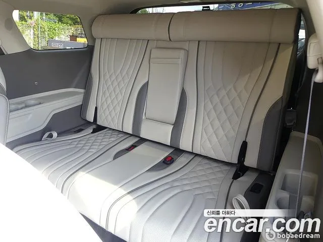 Kia Carnival 2021 thumb 7