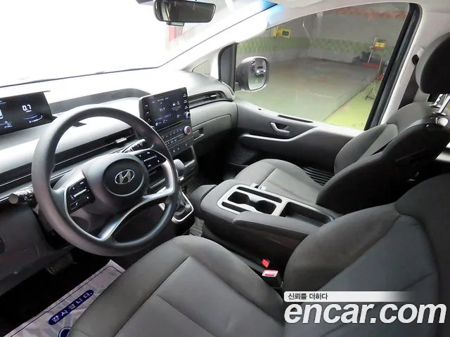 Hyundai Staria 2022 thumb 7