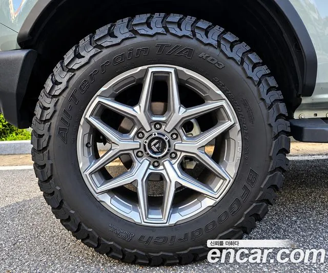 Ford Bronco 2023 thumb 4