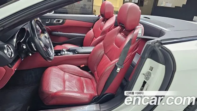 Mercedes-Benz SL-Класс 2015 thumb 11