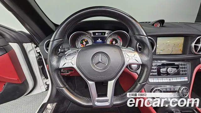 Mercedes-Benz SL-Класс 2015 thumb 12