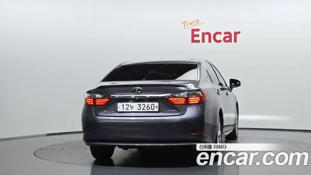 Lexus ES 2014 thumb 3
