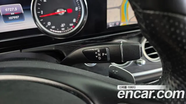 Mercedes-Benz E-Класс 2017 thumb 9