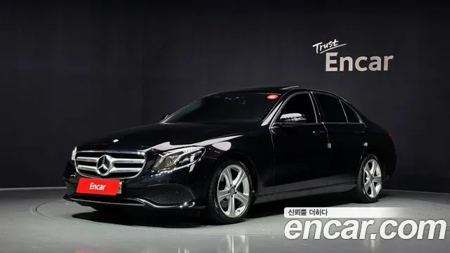 Mercedes-Benz E-Класс 2017 thumb 12