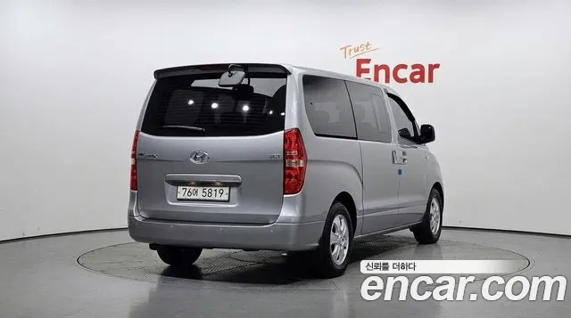 Hyundai Starex 2018 thumb 2
