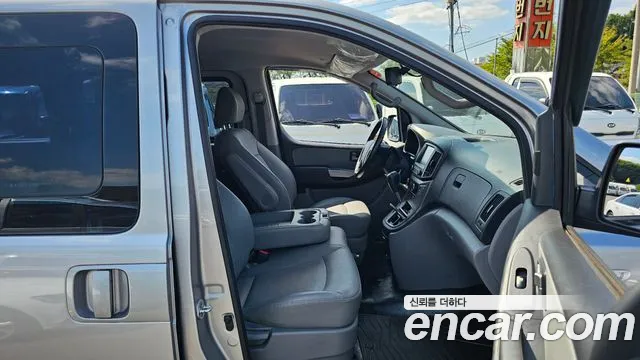 Hyundai Starex 2018 thumb 12