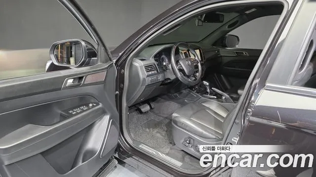 KG_Mobility_Ssangyong Rexton 2021 thumb 10