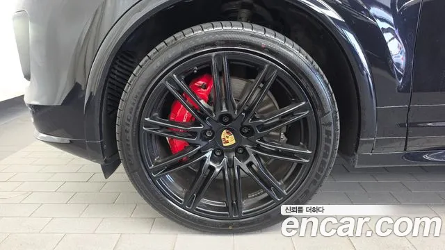 Porsche Cayenne 2015 thumb 5