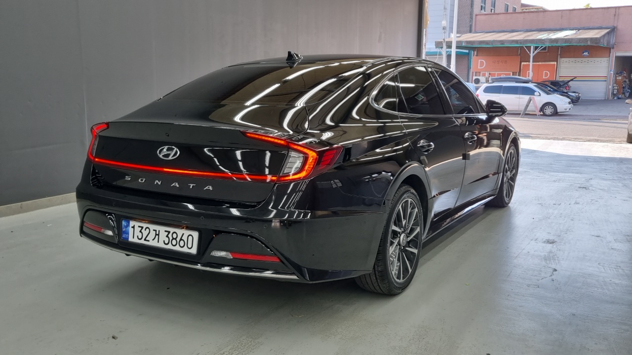 Hyundai Sonata 2022 thumb 2