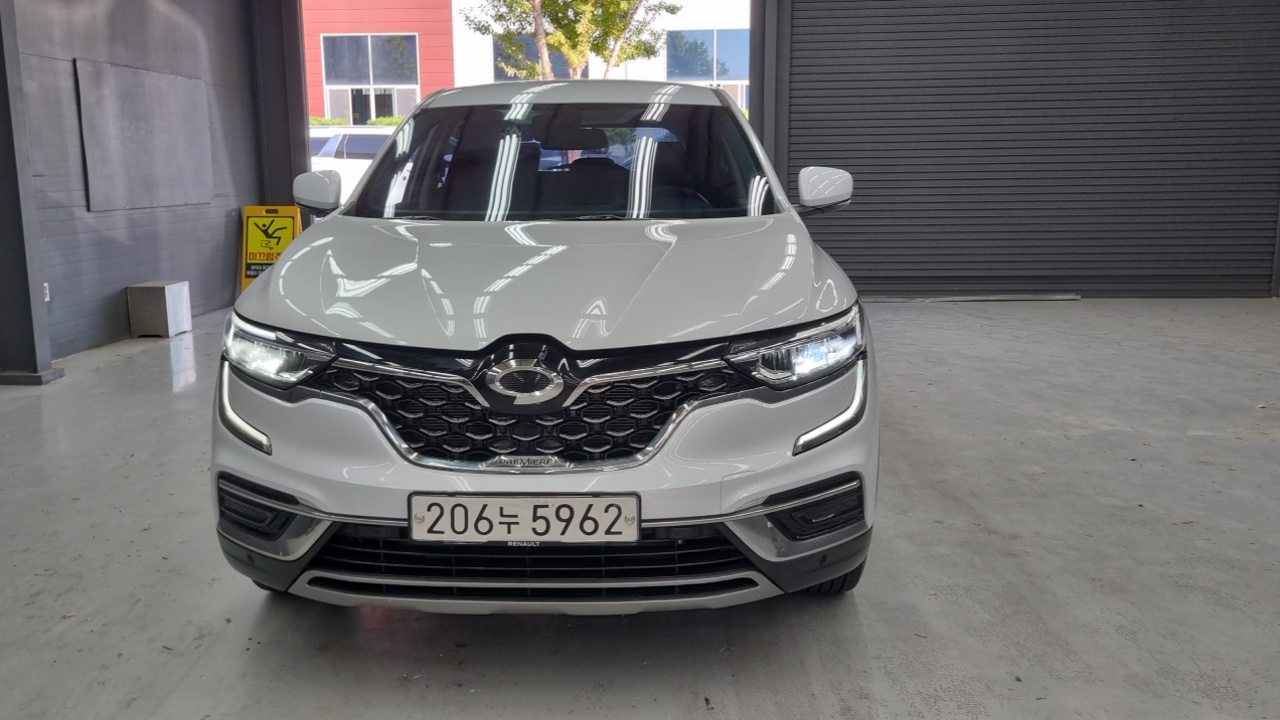 Renault-KoreaSamsung Koleos 2021 thumb 3