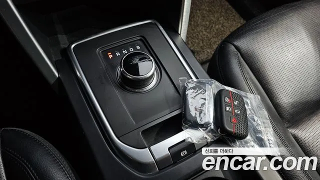 Land Rover Discovery Sport 2017 thumb 8