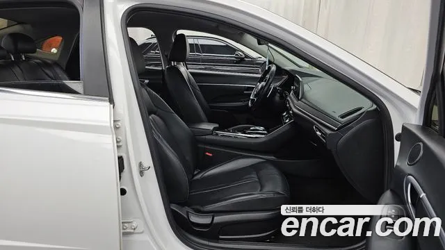 Hyundai Sonata 2021 thumb 11