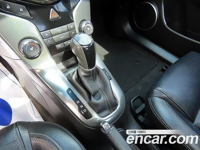 ChevroletGMDaewoo Cruze 2014 thumb 10